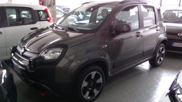 FIAT Panda Cross Elettrica/Benzina 2023 usata, Forli-Cesena foto