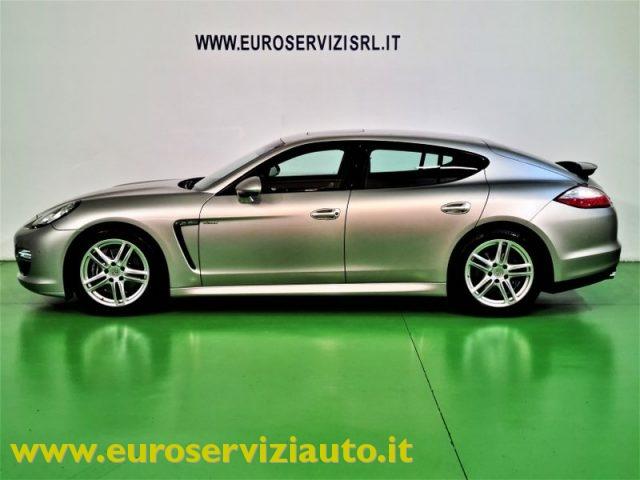 PORSCHE Panamera Diesel 2011 usata, Brescia foto