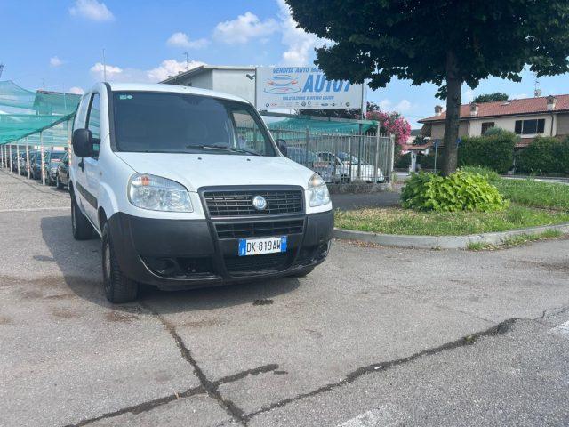 FIAT Doblo Diesel 2007 usata, Milano foto