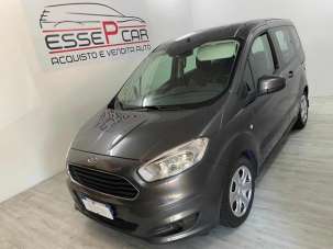 FORD Tourneo Courier Diesel 2017 usata, Varese