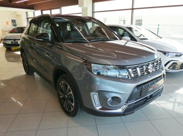 SUZUKI Vitara Elettrica/Benzina 2024 usata, Cuneo foto