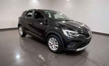 RENAULT Captur Benzina 2023 usata, Roma