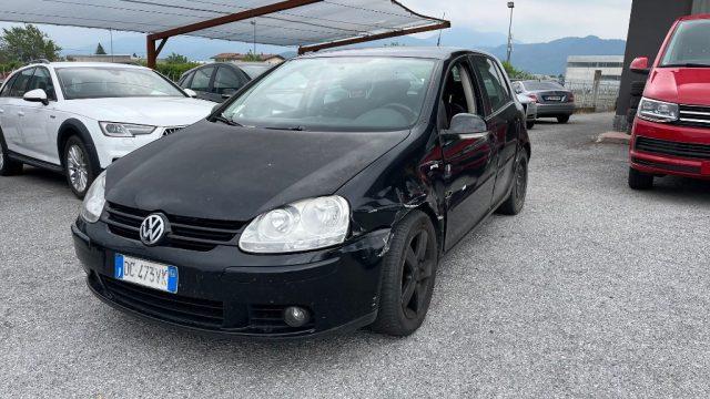 VOLKSWAGEN Golf Diesel 2006 usata, Cuneo foto