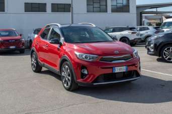 KIA Stonic Benzina 2019 usata, Latina