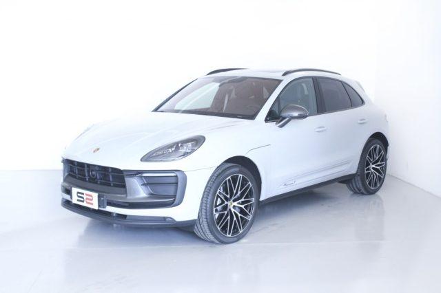 PORSCHE Macan Benzina 2024 usata, Belluno foto