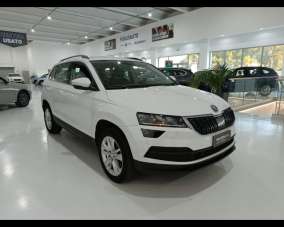 SKODA Karoq Benzina 2021 usata