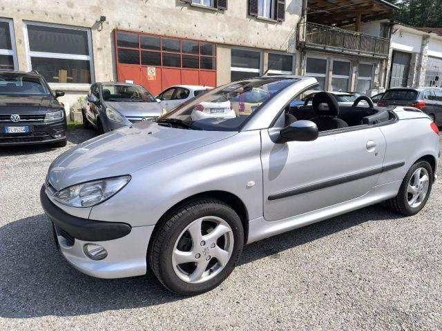 PEUGEOT 206 Benzina 2002 usata foto