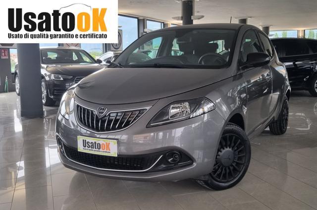 LANCIA Ypsilon Elettrica/Benzina 2022 usata foto