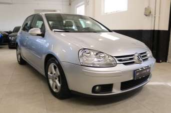 VOLKSWAGEN Golf Diesel 2009 usata