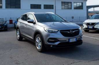 OPEL Grandland X Diesel 2018 usata, Latina