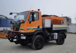 MERCEDES-BENZ UNIMOG U 20 4X4 Porta Attrezzi Diesel 2012 usata, Treviso