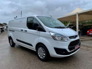 FORD Tourneo Custom Diesel 2015 usata, Brindisi