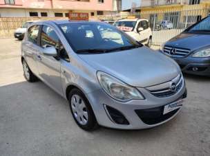 OPEL Corsa Benzina/GPL 2011 usata, Caserta