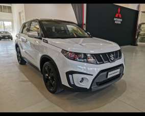 SUZUKI Vitara Benzina 2016 usata