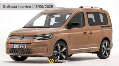 VOLKSWAGEN Caddy Benzina usata