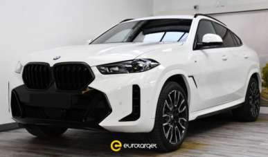 BMW X6 Elettrica/Diesel 2023 usata