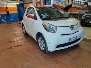 TOYOTA iQ Benzina 2009 usata