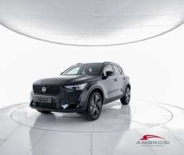 VOLVO XC40 Elettrica/Benzina 2024 usata, Perugia