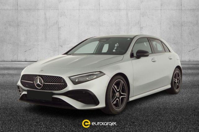 MERCEDES-BENZ A 200 Elettrica/Benzina 2023 usata foto