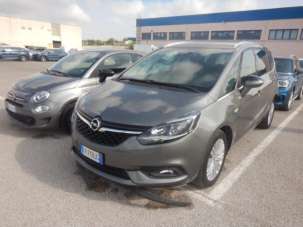 OPEL Zafira Benzina/Metano 2018 usata, Chieti