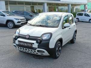 FIAT Panda Cross Elettrica/Benzina 2023 usata, Brescia