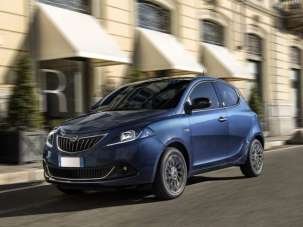 LANCIA Ypsilon Elettrica/Benzina 2022 usata, Napoli