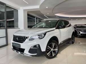 PEUGEOT 3008 Diesel 2018 usata, Napoli