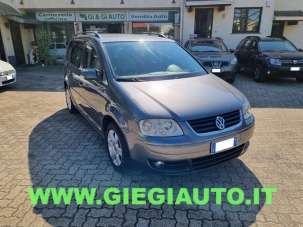 VOLKSWAGEN Touran Benzina 2006 usata