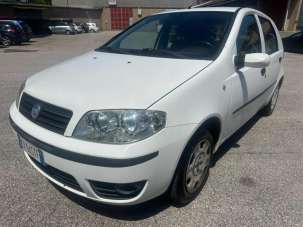 FIAT Punto Benzina 2005 usata