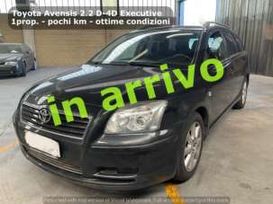 TOYOTA Avensis Diesel 2005 usata, Torino