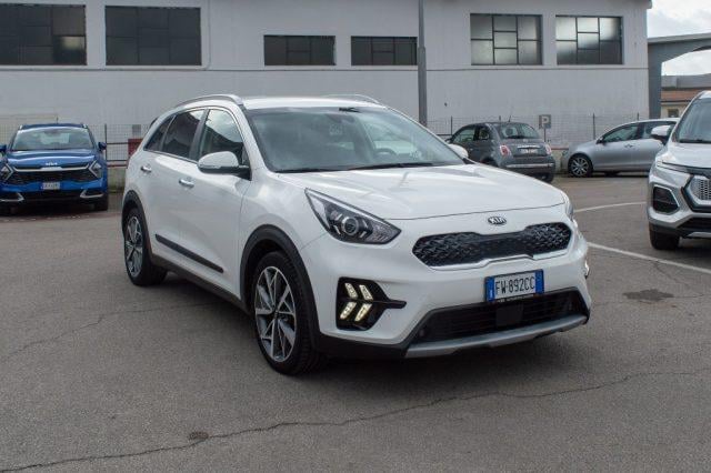 KIA Niro Elettrica/Benzina 2020 usata, Latina foto