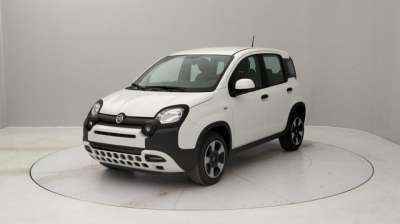 FIAT Panda Elettrica/Benzina 2023 usata