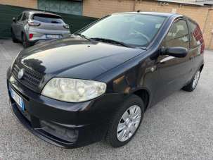 FIAT Punto Benzina 2004 usata