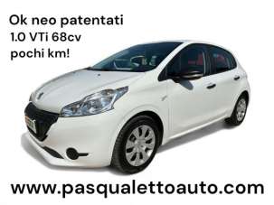 PEUGEOT 208 Benzina 2014 usata