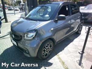 SMART ForFour Benzina 2019 usata, Caserta