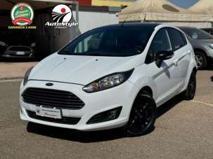 FORD Fiesta Benzina/GPL 2015 usata