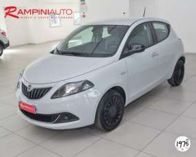 LANCIA Ypsilon Elettrica/Benzina 2022 usata, Perugia