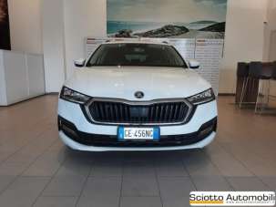 SKODA Octavia Diesel 2021 usata