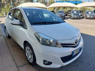 TOYOTA Yaris Benzina 2013 usata