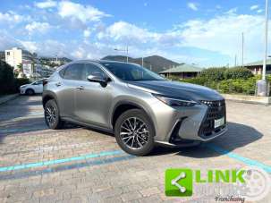 LEXUS NX 350h Elettrica/Benzina 2022 usata