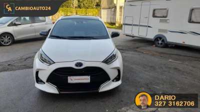 TOYOTA Yaris Elettrica/Benzina 2020 usata