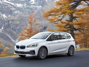 BMW 225 Elettrica/Benzina 2021 usata