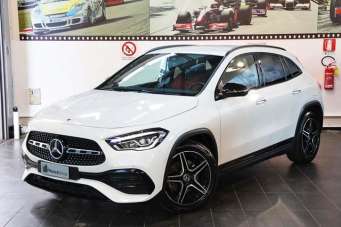 MERCEDES-BENZ GLA 200 Diesel 2021 usata, Bologna