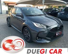 TOYOTA Yaris Elettrica/Benzina 2024 usata, Varese