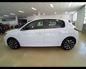 PEUGEOT 208 Benzina 2024 usata