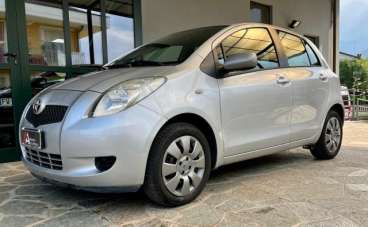 TOYOTA Yaris Benzina 2007 usata, Cuneo