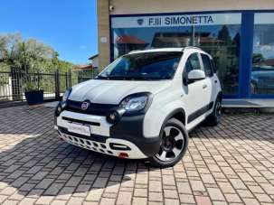 FIAT Panda Cross Elettrica/Benzina 2024 usata, Varese