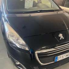 PEUGEOT 5008 Diesel 2015 usata, Ferrara