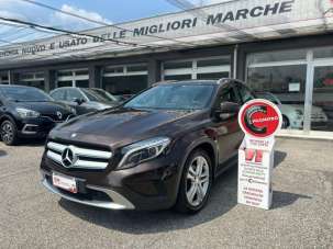 MERCEDES-BENZ GLA 180 Benzina 2016 usata