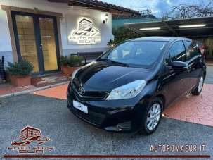 TOYOTA Yaris Benzina 2012 usata